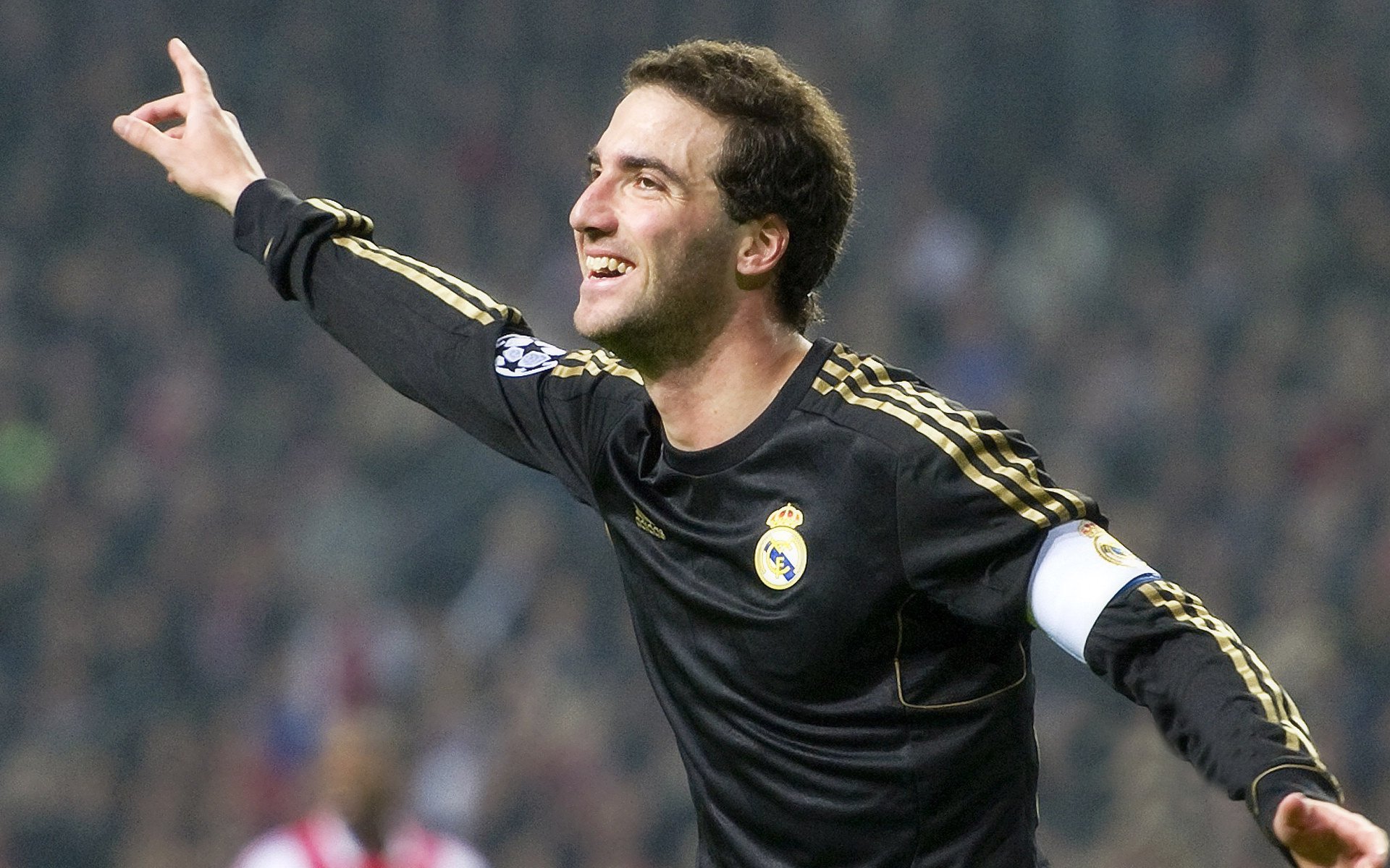 “跨越年度，传奇赛事再现经典”，传奇比赛视频直播