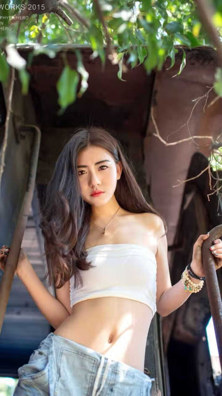 狼队边路进攻锐利，莫利纽球场士气高涨，狼村莫利纽主场